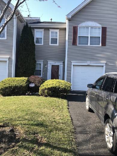 Building Photo - Townhome for rent