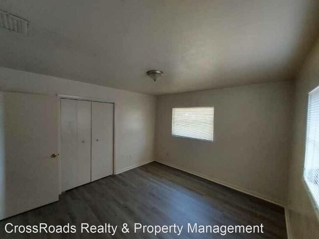 Building Photo - 3 br, 2 bath House - 2101 SW 39 AVE