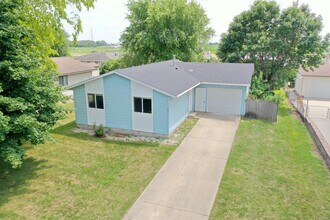 Building Photo - 812 2nd St NW