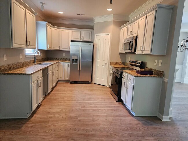 Foto del edificio - Room in Single Family Home on Mountain Quail Dr