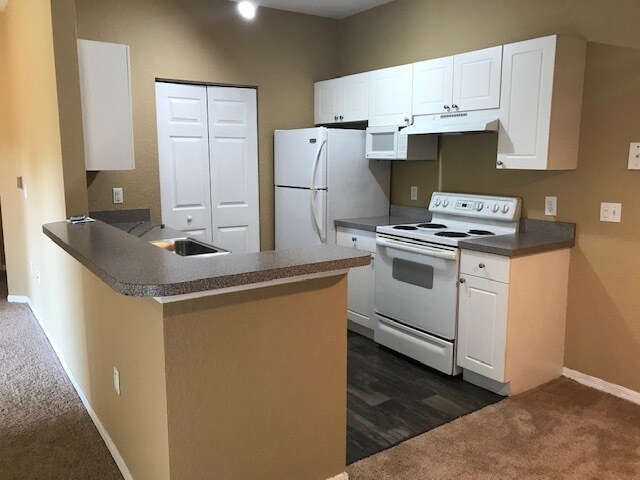 Foto del edificio - 860 Grand Regency Pointe