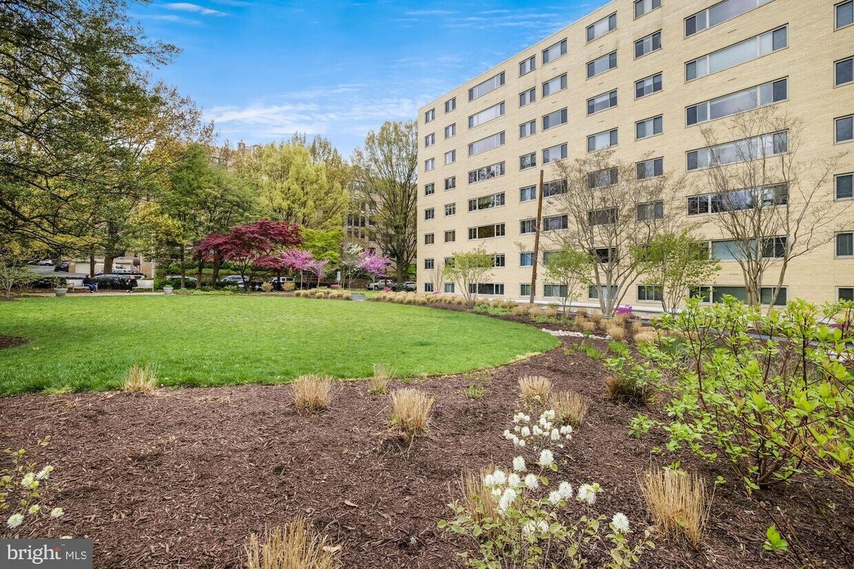 4600 Connecticut Ave NW Unit 814, Washington, DC 20008 Apartment for