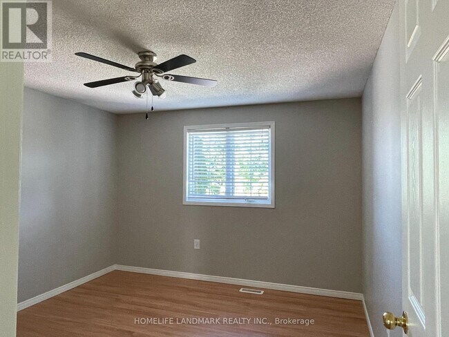 Building Photo - 53 Garibaldi Dr