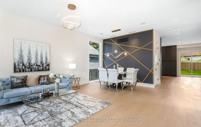 Building Photo - 55 Adanac Dr