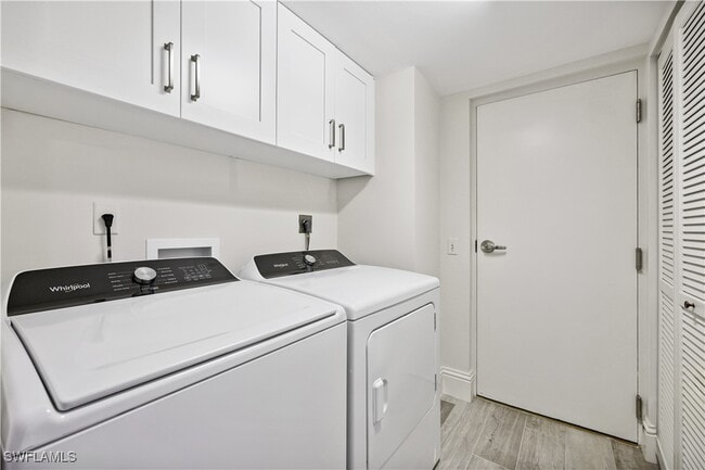 Building Photo - 4041 Gulf Shore Blvd N