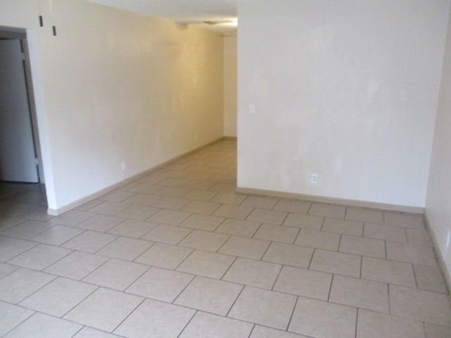 Building Photo - 9079 E Highland Pines Dr