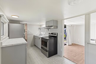Building Photo - 34 Dondi Rd