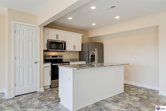 Foto del edificio - 203 Dixon Cir