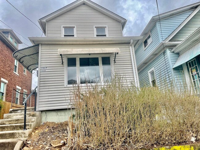 Foto del edificio - 2 Bed 2 Bath- Beaver Falls PA