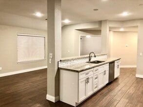 Building Photo - 6315 Canyon Rock Way