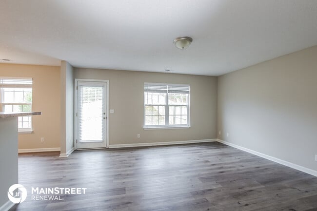 Building Photo - Welcome Home!