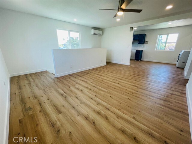 Foto del edificio - 1332 W 20th St
