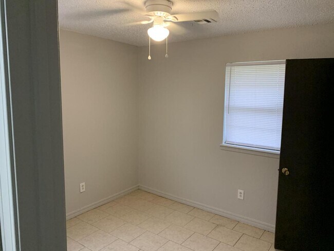 Foto del edificio - 2608 SE 45th St