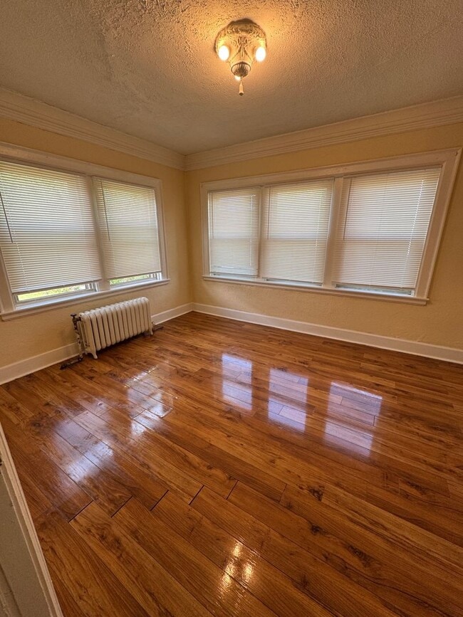 Interior Photo - Whitestone Manor Apartments