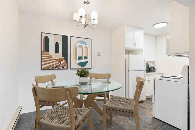 Photo du bâtiment - 1201 1 St N