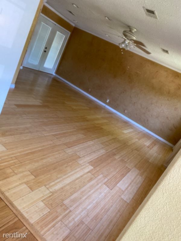 Building Photo - 3 br, 2.5 bath House - 1000 Maxwell St NW