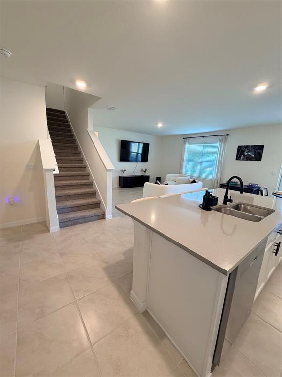 Foto del edificio - 929 Ambleside Dr