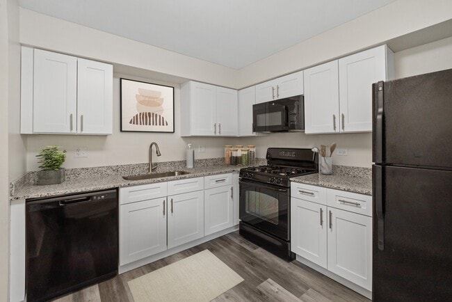 Building Photo - The Winds at Poplar Creek