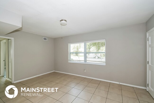 Building Photo - 3112 Hartridge St