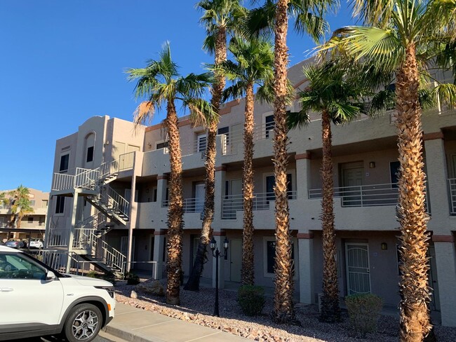 Foto del edificio - 2 bedroom condo in Laughlin!