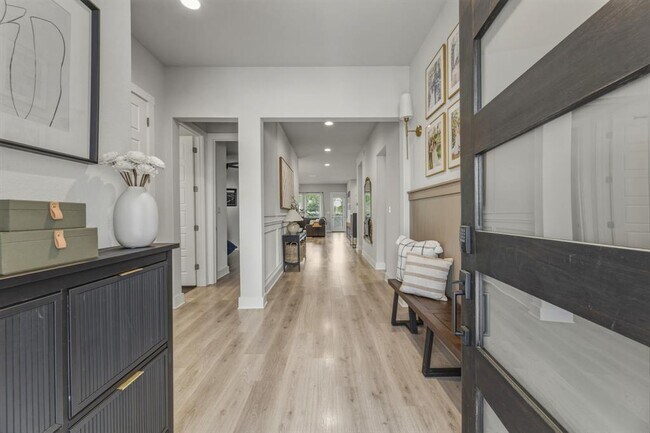 Building Photo - 4505 Post Loop