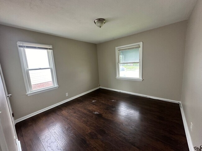 Foto del edificio - 3 Bedroom suite located at Garfield Heights