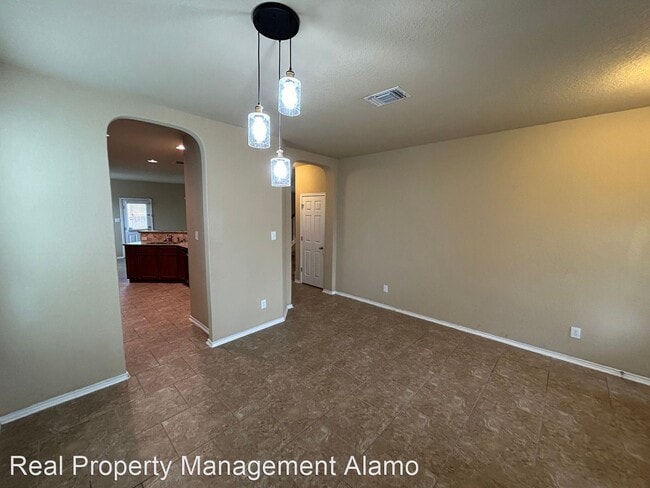Building Photo - 4 br, 2.5 bath House - 11734 Poppy Sands