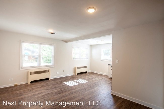 Building Photo - 614 Rockcreek Rd