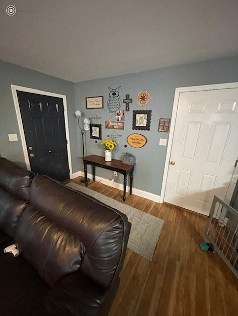 Building Photo - 112 Minuteman Dr