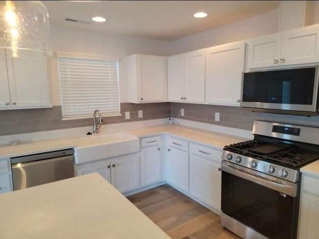 Building Photo - 7703 Mossy Lndg Ln