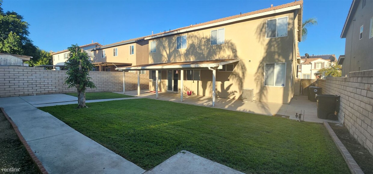 Foto del edificio - 4 br, 3 bath House - 7048 Newport Avenue