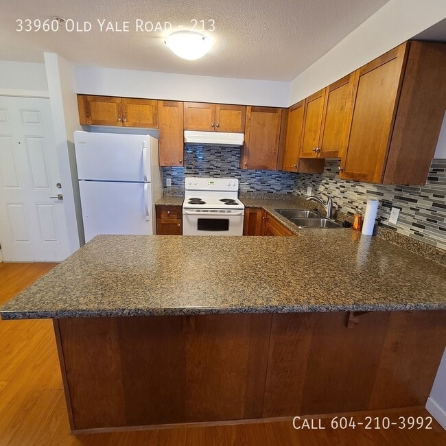 Photo du bâtiment - Updated Condo In Downtown Abbotsford