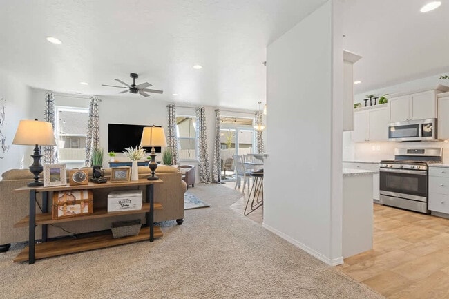 Foto del edificio - 3806 Winged Dove St