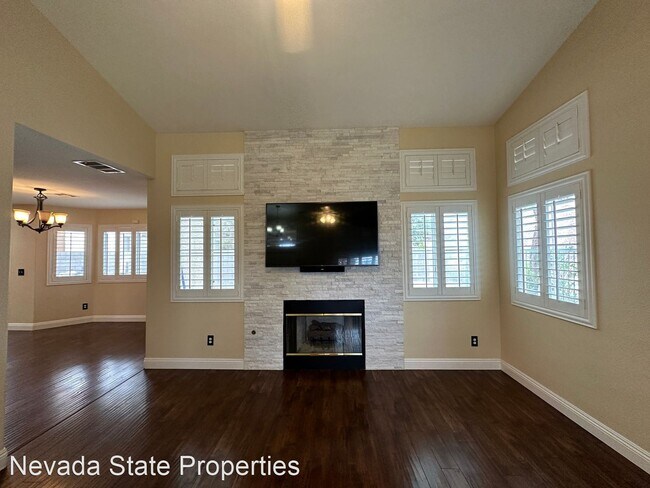 Building Photo - 3 br, 2.5 bath House - 247 Walnut Village Ln