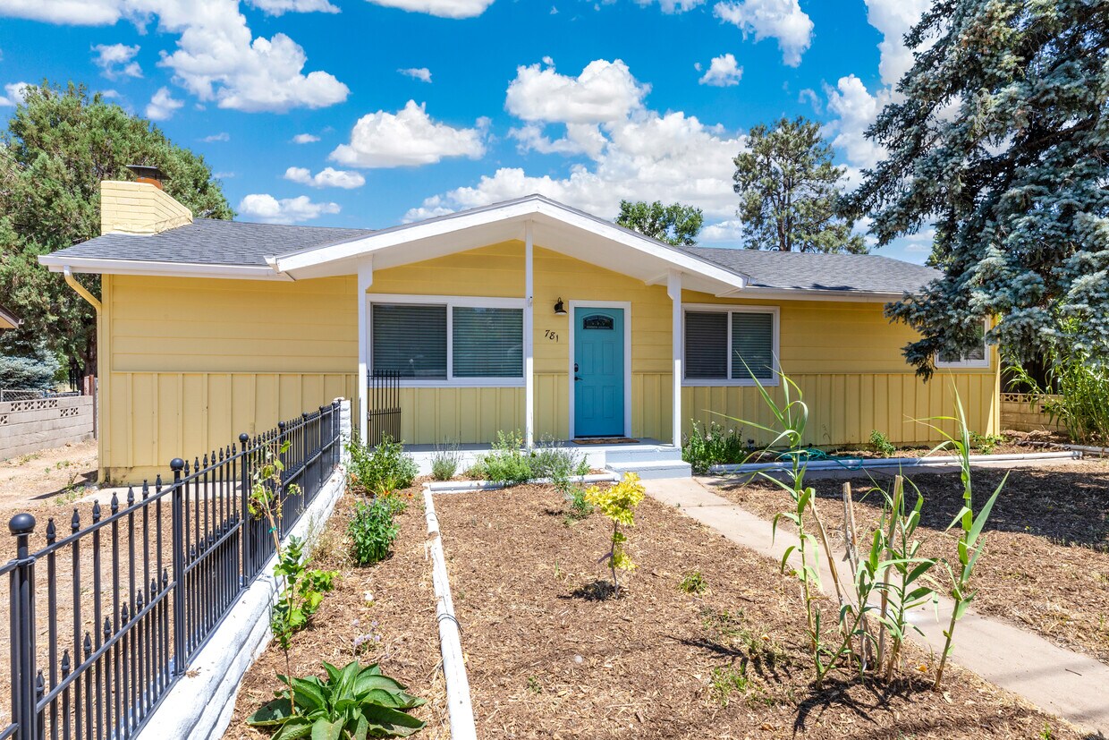 Foto principal - 781 Gail Gardner Way