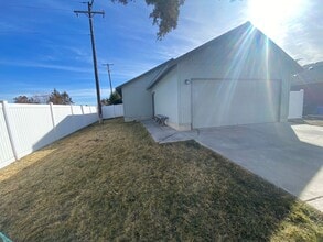 Building Photo - 63347 Vogt Rd