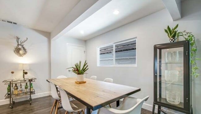 Photo - 812 Merwin St House