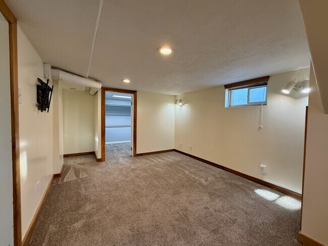 Foto del edificio - 1859 W 11800 S