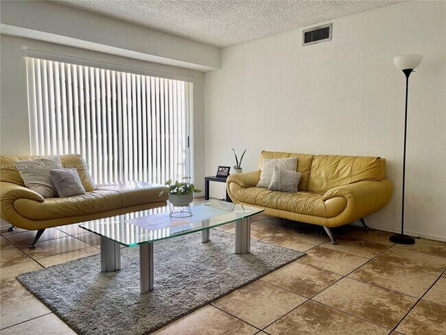 Foto del edificio - 10510 SW 157th Ct