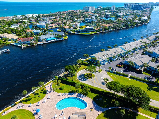 Foto del edificio - 859 Jeffery St