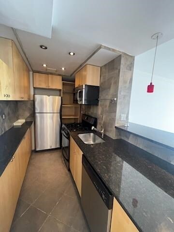Foto del edificio - 225 St Pauls Ave