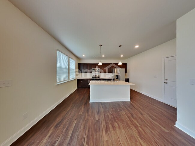 Building Photo - 130 Hazel Pk Dr