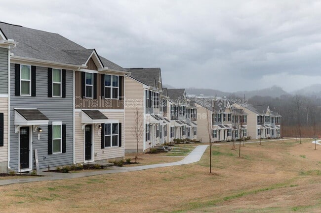 Photo - 2935 Winterberry Dr Townhome