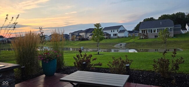 Foto del edificio - 228 Oakhurst Wy