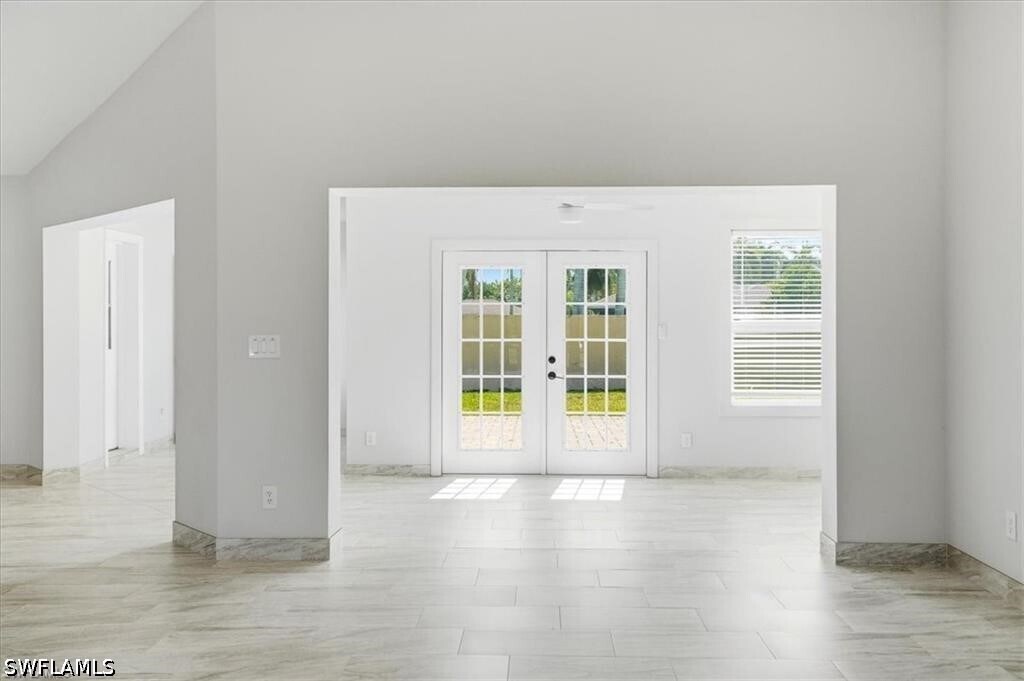 Foto del edificio - 10225 Boca Cir