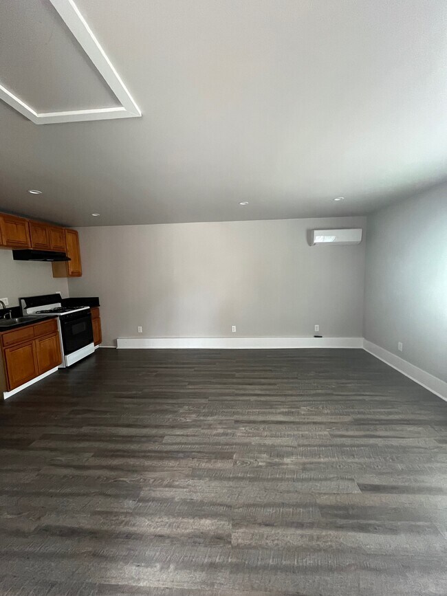 Foto del edificio - 4809 Woodruff Ave