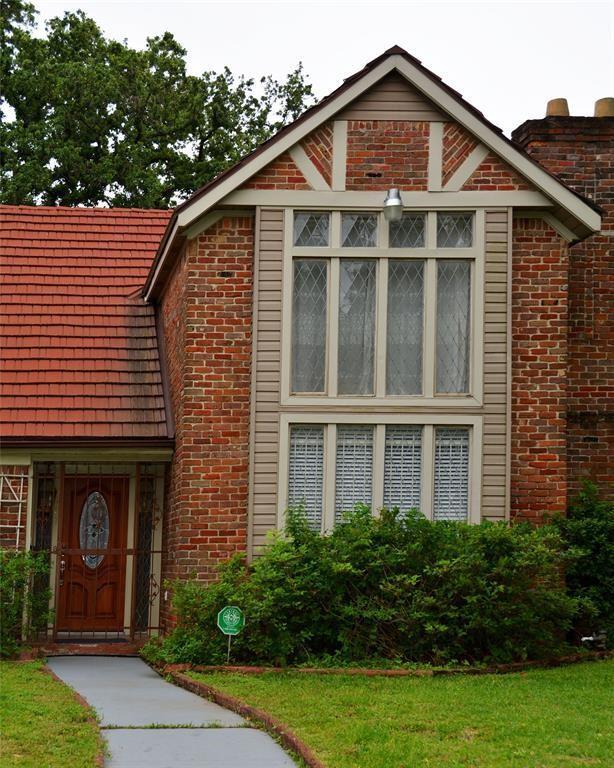 Building Photo - 8027 Glenforest Ct