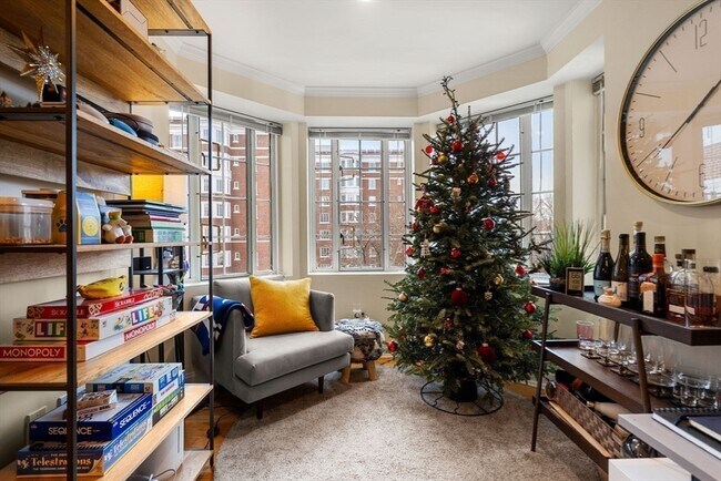 Building Photo - 20 Chapel St