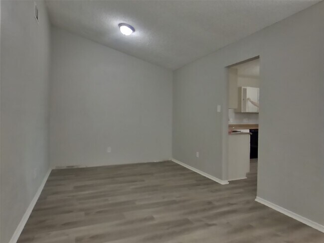 Foto del edificio - 6329 Porterway Dr