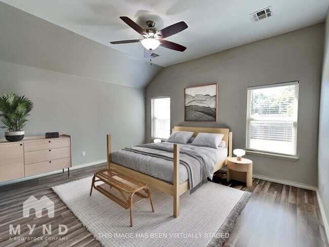 Foto del edificio - 3204 Valley Hollow